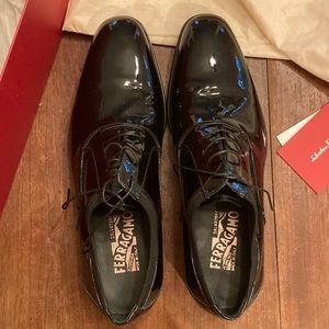 BARELY WORN Salvatore Ferragamo Aiden Patent Leather Oxfords
